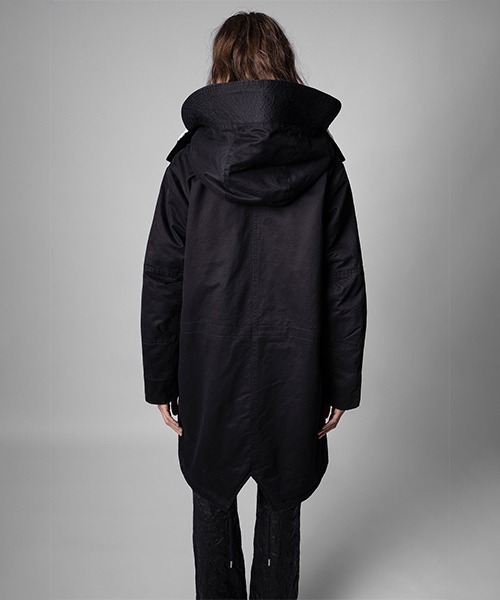ZADIG&VOLTAIRE(ザディグ エ ヴォルテール)の「KENYA COTON MILI DYE PARKAS(モッズコート・レディース・ブラック・S/M/XS)」の7枚目の写真