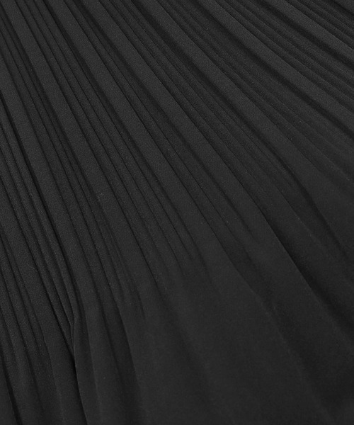 Figments(フィグメンツ)の「クリスタルプリーツフレアミニスカート(スカート・レディース・グリーン/ブラック・FREE)」の5枚目の写真