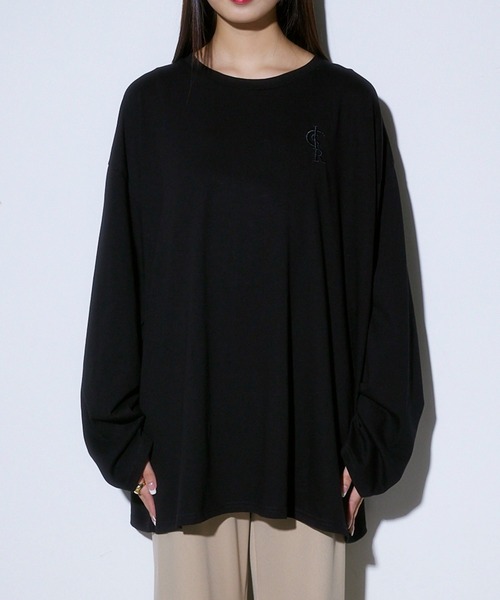 Romansual(ロマンシュアル)の「Romansual/同色ロゴ刺繍ロンT(Tシャツ/カットソー・レディース・ブラック/ネイビー/ベージュ・LARGE/MEDIUM)」の11枚目の写真