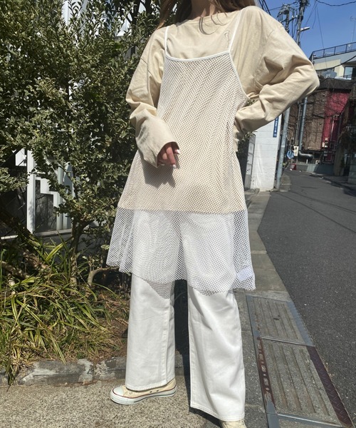 Romansual(ロマンシュアル)の「Romansual/同色ロゴ刺繍ロンT(Tシャツ/カットソー・レディース・ブラック/ネイビー/ベージュ・LARGE/MEDIUM)」の20枚目の写真