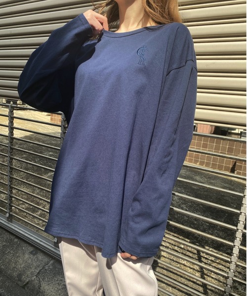 Romansual(ロマンシュアル)の「Romansual/同色ロゴ刺繍ロンT(Tシャツ/カットソー・レディース・ブラック/ネイビー/ベージュ・LARGE/MEDIUM)」の18枚目の写真