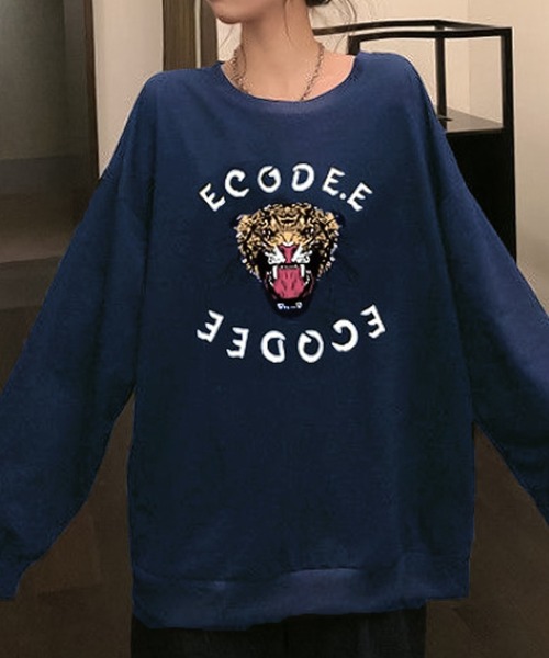 Girly Doll（ガーリードール）の「タイガープリントトレーナー（スウェット・レディース・ホワイト/ブラック/グレー/ネイビー・M/L/XL）」の4枚目の写真