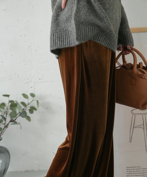 URBAN RESEARCH DOORS(アーバンリサーチドアーズ)の「ベロアイージーパンツ(その他パンツ・レディース・ブロンズ/グレー系その他・ONE)」の19枚目の写真
