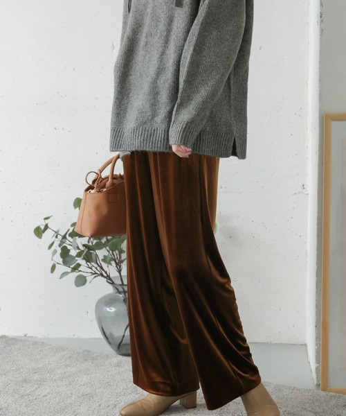 URBAN RESEARCH DOORS(アーバンリサーチドアーズ)の「ベロアイージーパンツ(その他パンツ・レディース・ブロンズ/グレー系その他・ONE)」の12枚目の写真