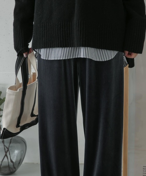 URBAN RESEARCH DOORS(アーバンリサーチドアーズ)の「ベロアイージーパンツ(その他パンツ・レディース・ブロンズ/グレー系その他・ONE)」の4枚目の写真