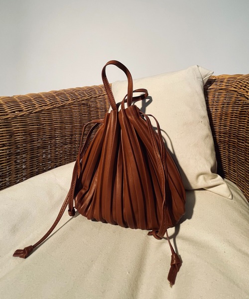 SETUP7(セットアップセブン)の「【SETUP7】プリーツエレガントショルダートート KNF(ショルダーバッグ・レディース・ブラウン/ホワイト/ブラック/ダークブラウン・FREE)」の10枚目の写真