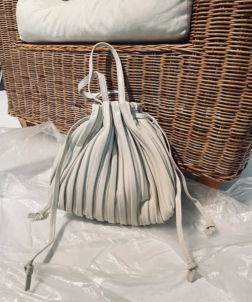 SETUP7(セットアップセブン)の「【SETUP7】プリーツエレガントショルダートート KNF(ショルダーバッグ・レディース・ブラウン/ホワイト/ブラック/ダークブラウン・FREE)」の6枚目の写真