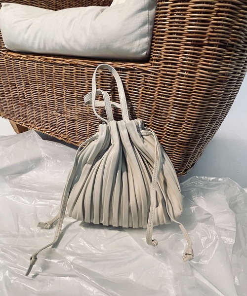 SETUP7(セットアップセブン)の「【SETUP7】プリーツエレガントショルダートート KNF(ショルダーバッグ・レディース・ブラウン/ホワイト/ブラック/ダークブラウン・FREE)」の7枚目の写真