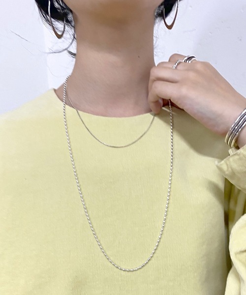 SHENERY（シーナリー）の「【WEB限定】ボールチェーンロングネックレス（ネックレス・レディース・シルバー/ゴールド・FREE）」の19枚目の写真