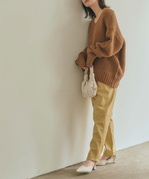 titivate（ティティベイト）の「ポインテッドトゥミュールサンダル（サンダル・レディース・オレンジ/ブラック/アイボリー/グリーン・S/LL/M/L）」の5枚目の写真