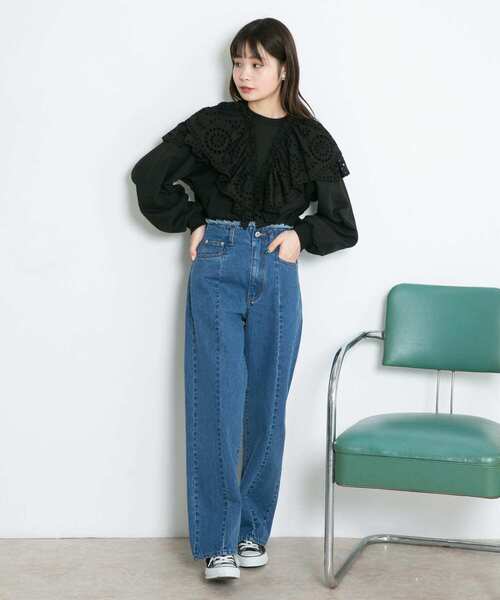 KBF（ケイビーエフ）の「ダブルレーススウェット（スウェット・レディース・ライトカーキ/ブラック/ライトベージュ・ONE）」の4枚目の写真