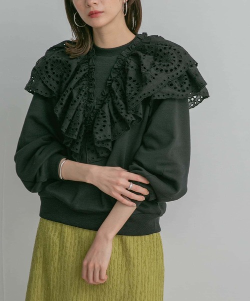 KBF（ケイビーエフ）の「ダブルレーススウェット（スウェット・レディース・ライトカーキ/ブラック/ライトベージュ・ONE）」の10枚目の写真