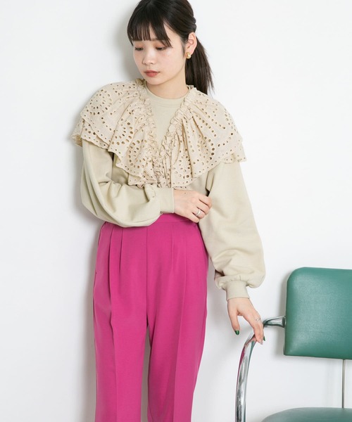 KBF（ケイビーエフ）の「ダブルレーススウェット（スウェット・レディース・ライトカーキ/ブラック/ライトベージュ・ONE）」の18枚目の写真