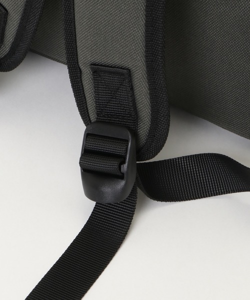ikka(イッカ)の「CORDURA コーデュラ デイバッグ(バックパック/リュック・メンズ・グレー/ブラック・FREE)」の5枚目の写真