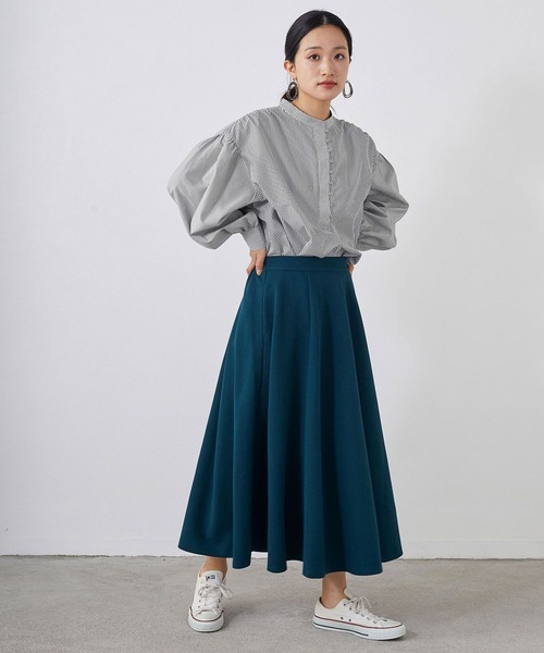 NICOLE white（ニコルホワイト）の「バンドカラー ストライプブラウス（シャツ/ブラウス・レディース・ブラック/ブルー・FREE）」の14枚目の写真