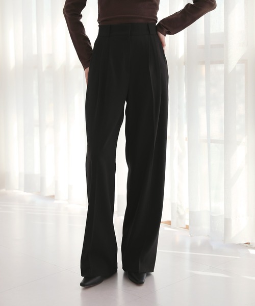 by muni:r（バイ ムニール）の「ソフトピンタックワイドスラックス（スラックス・レディース・ブラック/ベージュ/イエロー/ダークグレー/グレイッシュベージュ・FREE）」の8枚目の写真