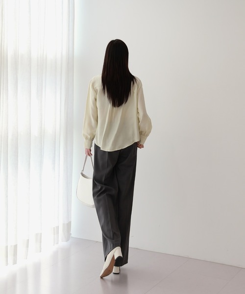 by muni:r（バイ ムニール）の「ソフトピンタックワイドスラックス（スラックス・レディース・ブラック/ベージュ/イエロー/ダークグレー/グレイッシュベージュ・FREE）」の20枚目の写真