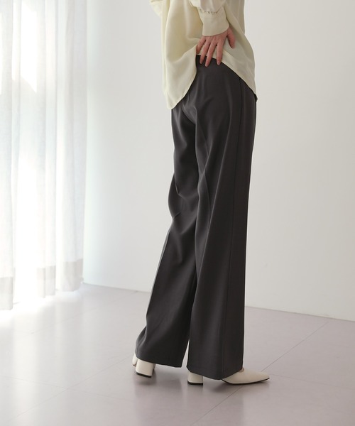 by muni:r（バイ ムニール）の「ソフトピンタックワイドスラックス（スラックス・レディース・ブラック/ベージュ/イエロー/ダークグレー/グレイッシュベージュ・FREE）」の21枚目の写真