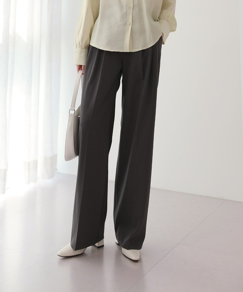 by muni:r（バイ ムニール）の「ソフトピンタックワイドスラックス（スラックス・レディース・ブラック/ベージュ/イエロー/ダークグレー/グレイッシュベージュ・FREE）」の15枚目の写真