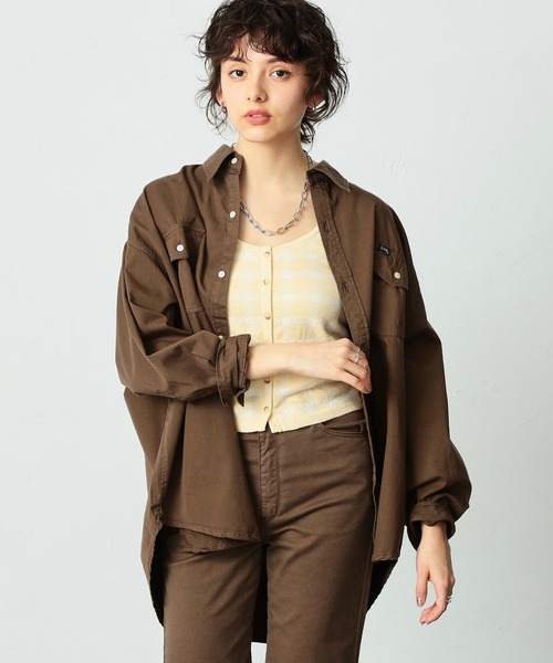 Lee(リー)の「Lee/リー ビッグフィット カラーシャツ(シャツ/ブラウス・レディース・ホワイト/パープル/ブラウン/ピンク/イエロー/ミント/ブルーグレー・FREE)」の3枚目の写真