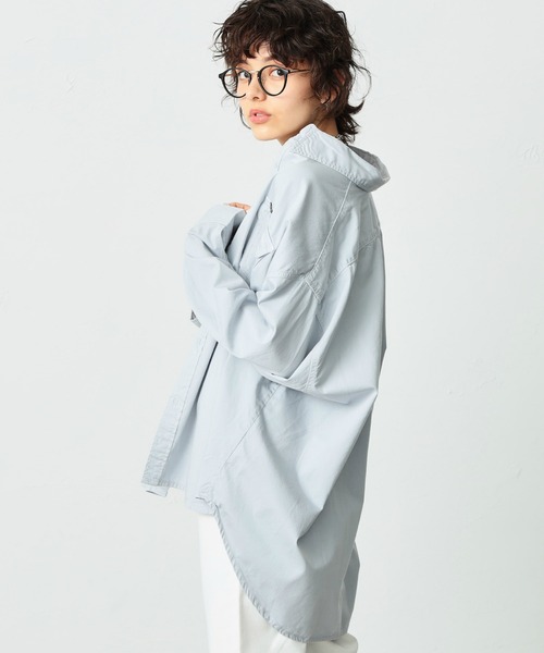 Lee(リー)の「Lee/リー ビッグフィット カラーシャツ(シャツ/ブラウス・レディース・ホワイト/パープル/ブラウン/ピンク/イエロー/ミント/ブルーグレー・FREE)」の2枚目の写真