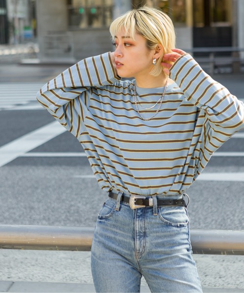 SpRay(スプレイ)の「マルチボーダーロングTシャツ(Tシャツ/カットソー・レディース・ブラック/サックスブルー/ピンク/イエロー・FREE)」の3枚目の写真