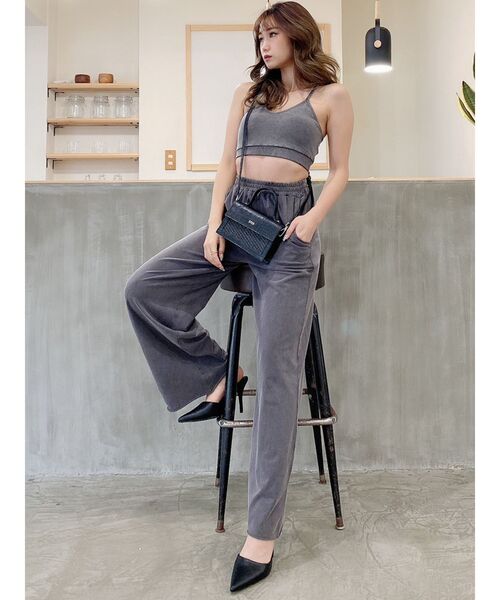 GYDA(ジェイダ)の「【セットアップ着用可】PROCESSINGワイドパンツ(その他パンツ・レディース・チャコールグレー/ベージュ/ネイビー・FREE)」の5枚目の写真