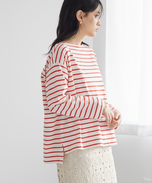 AMERICAN HOLIC(アメリカンホリック)の「前後差ボーダーカットプルオーバー(Tシャツ/カットソー・レディース・ネイビー/レッド/オフホワイト/ブルー・M/L)」の4枚目の写真