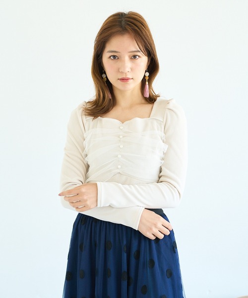 ECLIN(エクラン)の「シフォンパワーショルダーカットソー(Tシャツ/カットソー)」|アイボリー