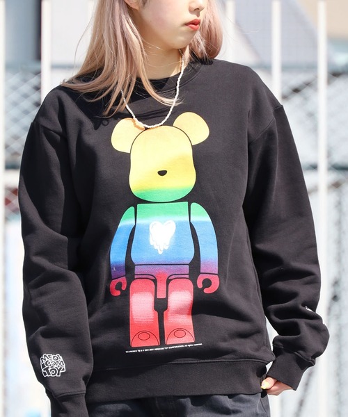BE@RBRICK（ベアブリック）の「Emotionally Unavailable×BE@RBRICK/エモーショナリー アンアベイラブル×ベアブリック EU_BEAR_GRA_CREW_001/CREWNECK/BLACK クルーネックスウェット（スウェット・メンズ・ブラック・M/L/XL）」の16枚目の写真