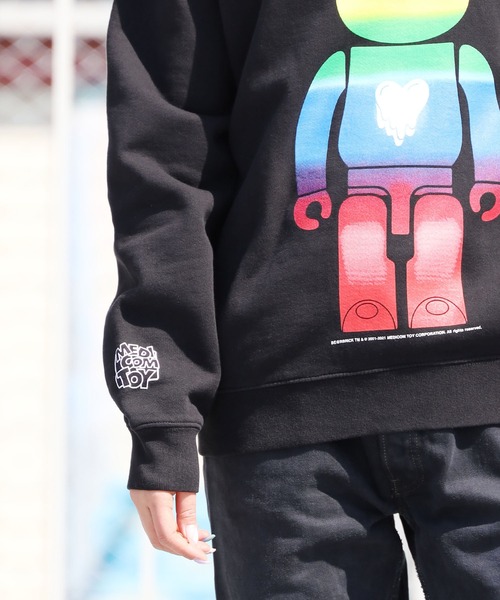 BE@RBRICK（ベアブリック）の「Emotionally Unavailable×BE@RBRICK/エモーショナリー アンアベイラブル×ベアブリック EU_BEAR_GRA_CREW_001/CREWNECK/BLACK クルーネックスウェット（スウェット・メンズ・ブラック・M/L/XL）」の18枚目の写真