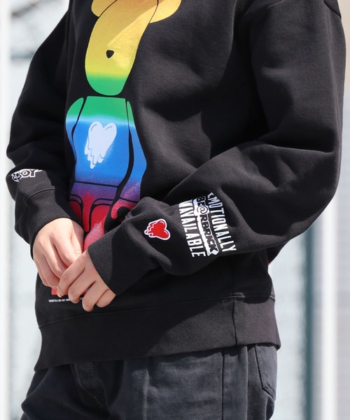 BE@RBRICK（ベアブリック）の「Emotionally Unavailable×BE@RBRICK/エモーショナリー アンアベイラブル×ベアブリック EU_BEAR_GRA_CREW_001/CREWNECK/BLACK クルーネックスウェット（スウェット・メンズ・ブラック・M/L/XL）」の17枚目の写真