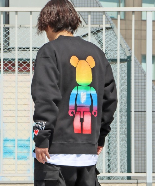 BE@RBRICK（ベアブリック）の「Emotionally Unavailable×BE@RBRICK/エモーショナリー アンアベイラブル×ベアブリック EU_BEAR_GRA_CREW_001/CREWNECK/BLACK クルーネックスウェット（スウェット・メンズ・ブラック・M/L/XL）」の22枚目の写真