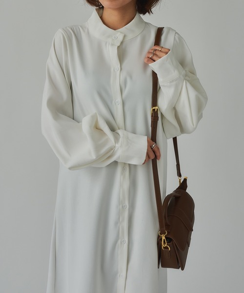 SETUP7（セットアップセブン）の「【SETUP7】シルクタッチスタンドカラーロングシャツ KNF（シャツ/ブラウス・レディース・ホワイト/ベージュ/ブルー・4/5）」の11枚目の写真