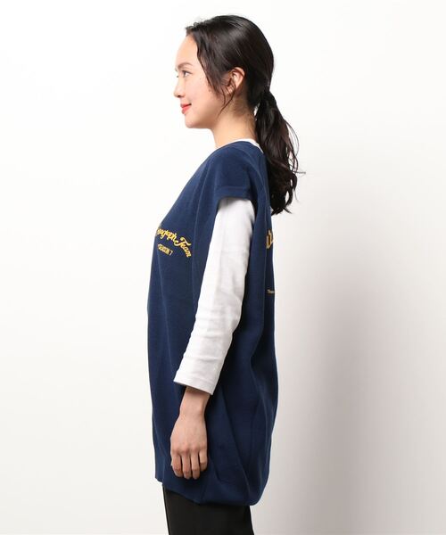 Paragraph（パラグラフ）の「【Wo】【it】【Paragraph】Arch Lettering Knit vest（ベスト・レディース・ネイビー/ブルー・FREE）」の3枚目の写真