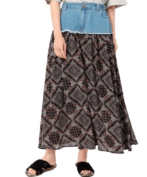 チチカカ(チチカカ)の「リメイクデニムプリントギャザーパンツ(デニムパンツ・レディース・ブラック/ブルー/ボルドー・FREE)」の8枚目の写真