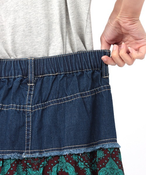 チチカカ(チチカカ)の「リメイクデニムプリントギャザーパンツ(デニムパンツ・レディース・ブラック/ブルー/ボルドー・FREE)」の14枚目の写真