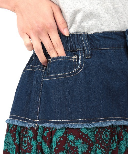 チチカカ(チチカカ)の「リメイクデニムプリントギャザーパンツ(デニムパンツ・レディース・ブラック/ブルー/ボルドー・FREE)」の16枚目の写真