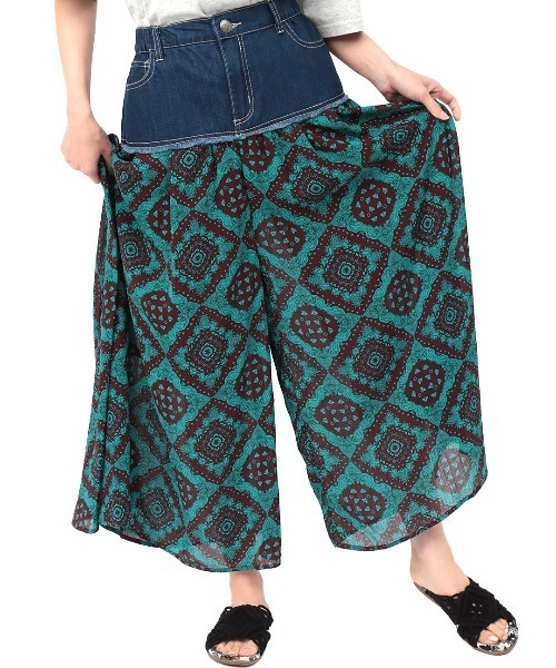 チチカカ(チチカカ)の「リメイクデニムプリントギャザーパンツ(デニムパンツ・レディース・ブラック/ブルー/ボルドー・FREE)」の17枚目の写真