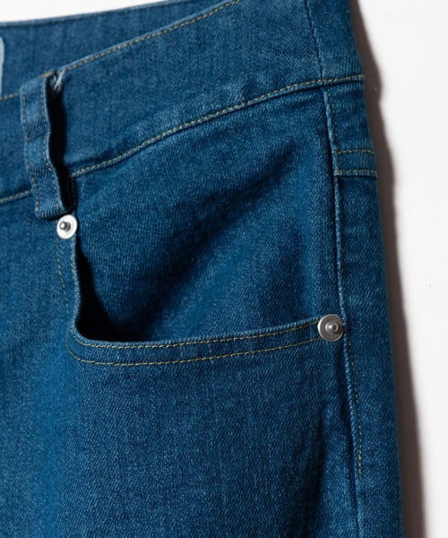 LAYMEE（レイミー）の「Etony denim pants / エトニーデニムパンツ（デニムパンツ・レディース・ブルー/ライトブルー・S/M）」の7枚目の写真