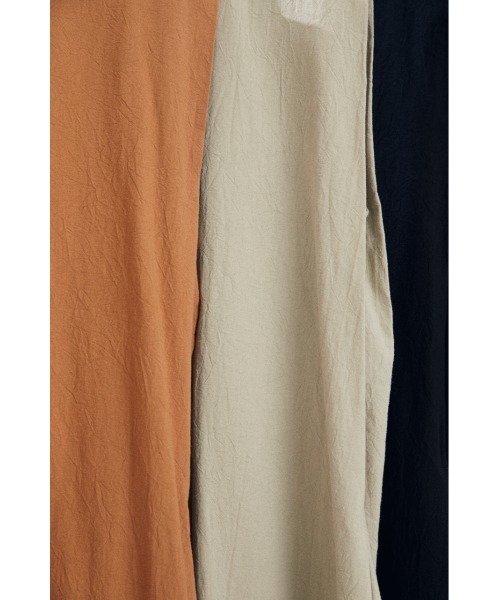 BLACK BY MOUSSY（ブラックバイマウジー）の「no sleeve V neck one-piece（ノースリーブVネックワンピース）（ワンピース・レディース・ブラック/キャメル/ライトカーキ・1/2）」の8枚目の写真