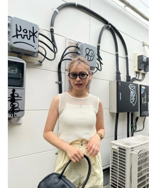 MOUSSY（マウジー）の「NARROW STRAP CROSS BACK キャミソール（キャミソール・レディース・ホワイト/ブラック/ライトカーキ・FREE）」の17枚目の写真