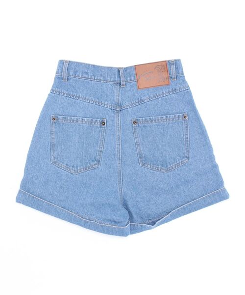 TINA:JOJUN(ティーナジョジュン)の「裾折り返し デニムショートパンツ TINA:JOJUN(デニムパンツ・レディース・ライトブルー/インディゴブルー・S/M)」の8枚目の写真