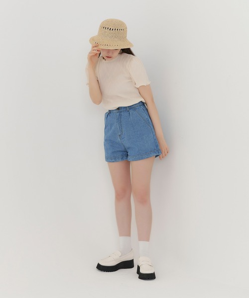 TINA:JOJUN(ティーナジョジュン)の「裾折り返し デニムショートパンツ TINA:JOJUN(デニムパンツ・レディース・ライトブルー/インディゴブルー・S/M)」の10枚目の写真