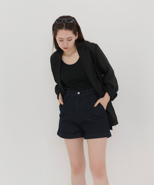 TINA:JOJUN(ティーナジョジュン)の「裾折り返し デニムショートパンツ TINA:JOJUN(デニムパンツ・レディース・ライトブルー/インディゴブルー・S/M)」の7枚目の写真