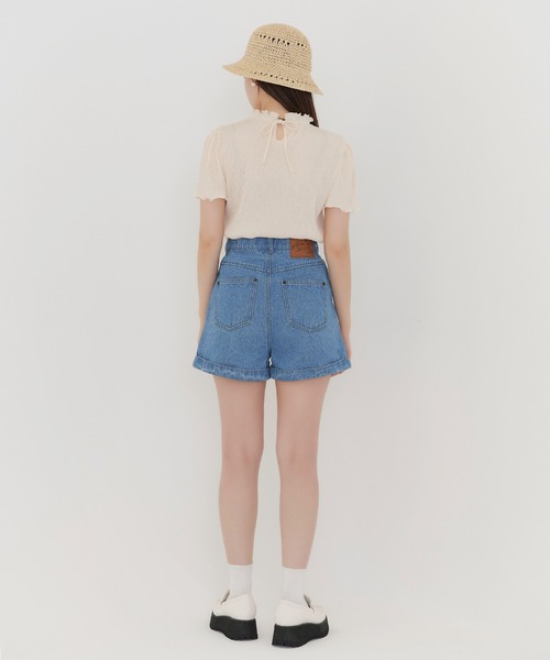 TINA:JOJUN(ティーナジョジュン)の「裾折り返し デニムショートパンツ TINA:JOJUN(デニムパンツ・レディース・ライトブルー/インディゴブルー・S/M)」の13枚目の写真