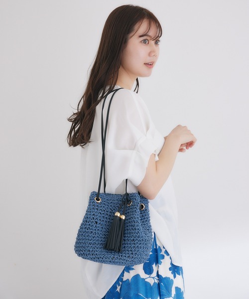 KATHARINE ROSS（キャサリンロス）の「【KATHARINE ROSS】ペーパー巾着ショルダーバッグ WEB限定（かごバッグ・レディース・ベージュ/ブラウン/ミント/ライトブラウン/ダークブラウン/ブルー/ピンク/ホワイト・MEDIUM）」の19枚目の写真