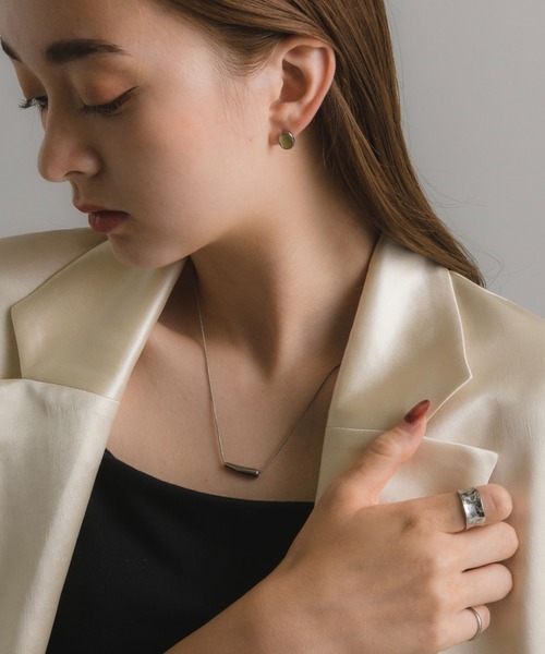 muku(ムク)の「金属アレルギー対応 変形ボリュームリング/サージカルステンレス/316L(リング・レディース・シルバー/ゴールド・9/11/13/15 )」の7枚目の写真