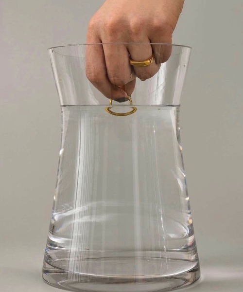 muku(ムク)の「金属アレルギー対応 変形ボリュームリング/サージカルステンレス/316L(リング・レディース・シルバー/ゴールド・9/11/13/15 )」の4枚目の写真