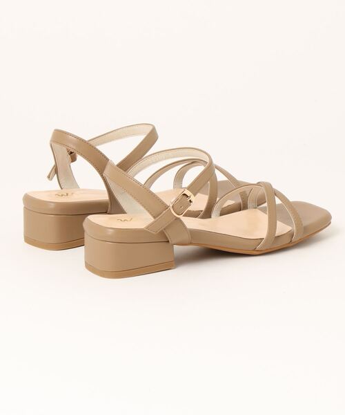 ORiental TRaffic（オリエンタルトラフィック）の「【ORiental TRaffic】クロスストラップサンダル（サンダル・レディース・ベージュ/ブラック・M/L/XL/S）」の11枚目の写真